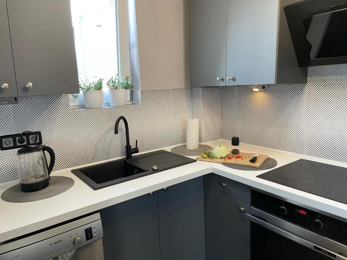 Grey Gucci Apartment City Center Varšava Exteriér fotografie