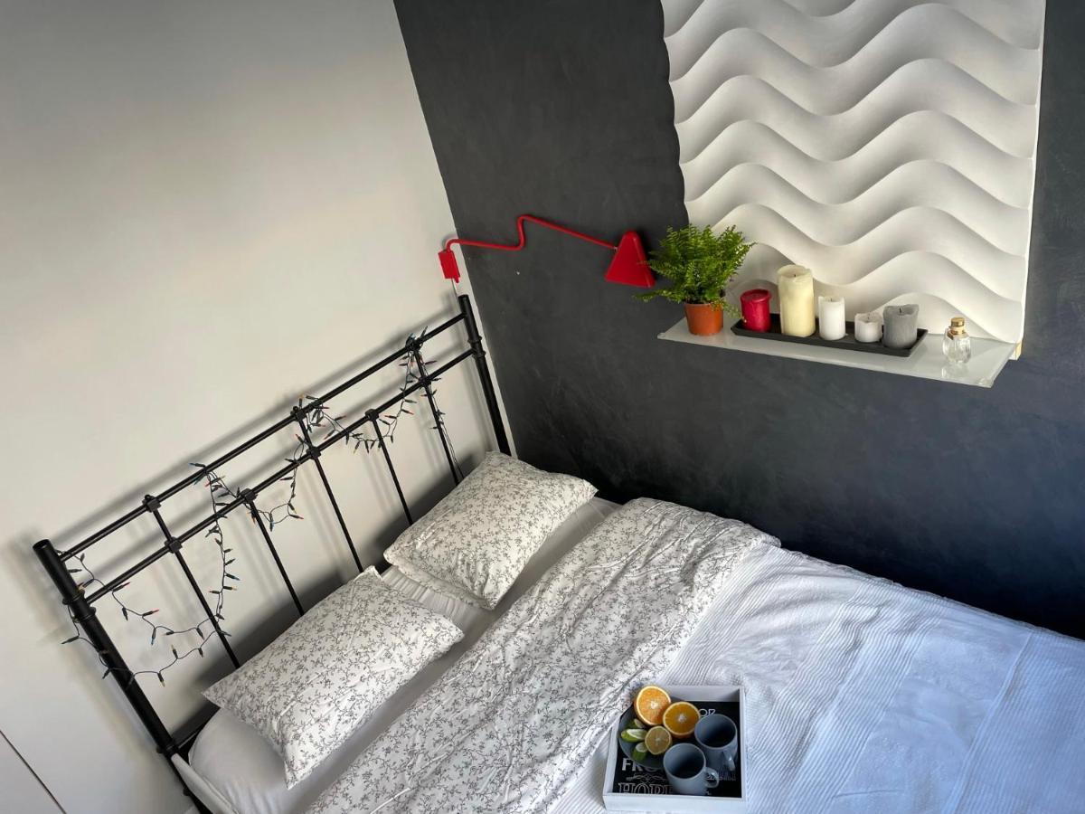 Grey Gucci Apartment City Center Varšava Exteriér fotografie