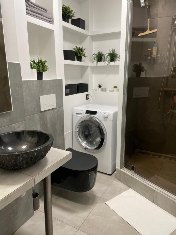 Grey Gucci Apartment City Center Varšava Exteriér fotografie